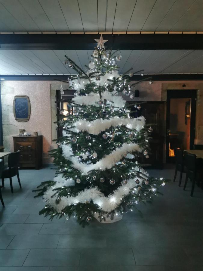 Le P'Tit Bouchon Hotel Rambervillers Kültér fotó