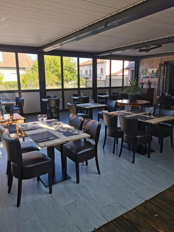 Le P'Tit Bouchon Hotel Rambervillers Kültér fotó