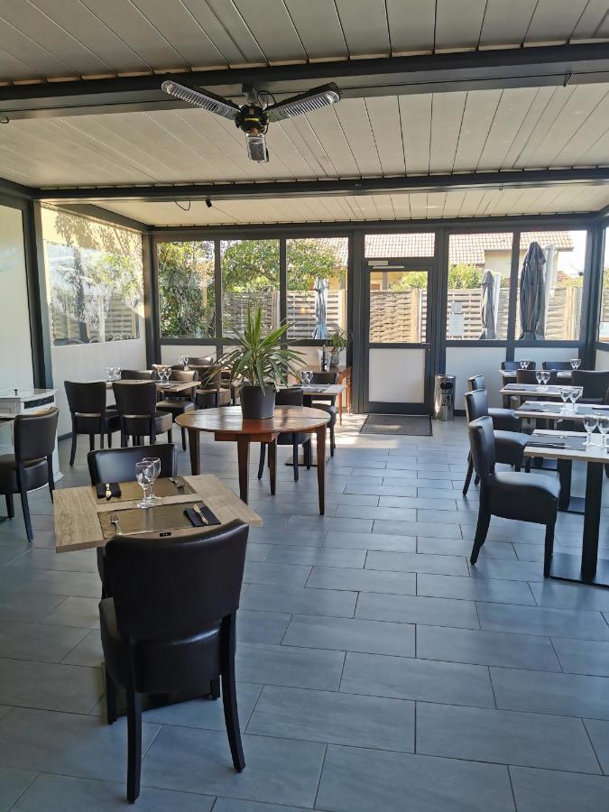 Le P'Tit Bouchon Hotel Rambervillers Kültér fotó